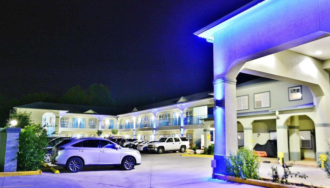 Scottish Inn And Suites Alvin Luaran gambar
